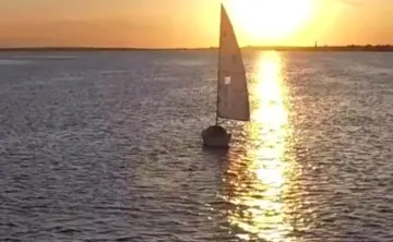 Shoreline Sail